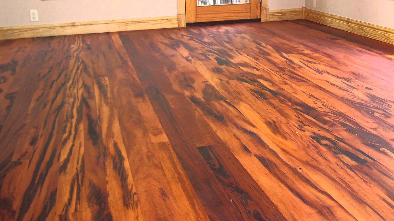 How Teak Lumber Adds Value to Your Home