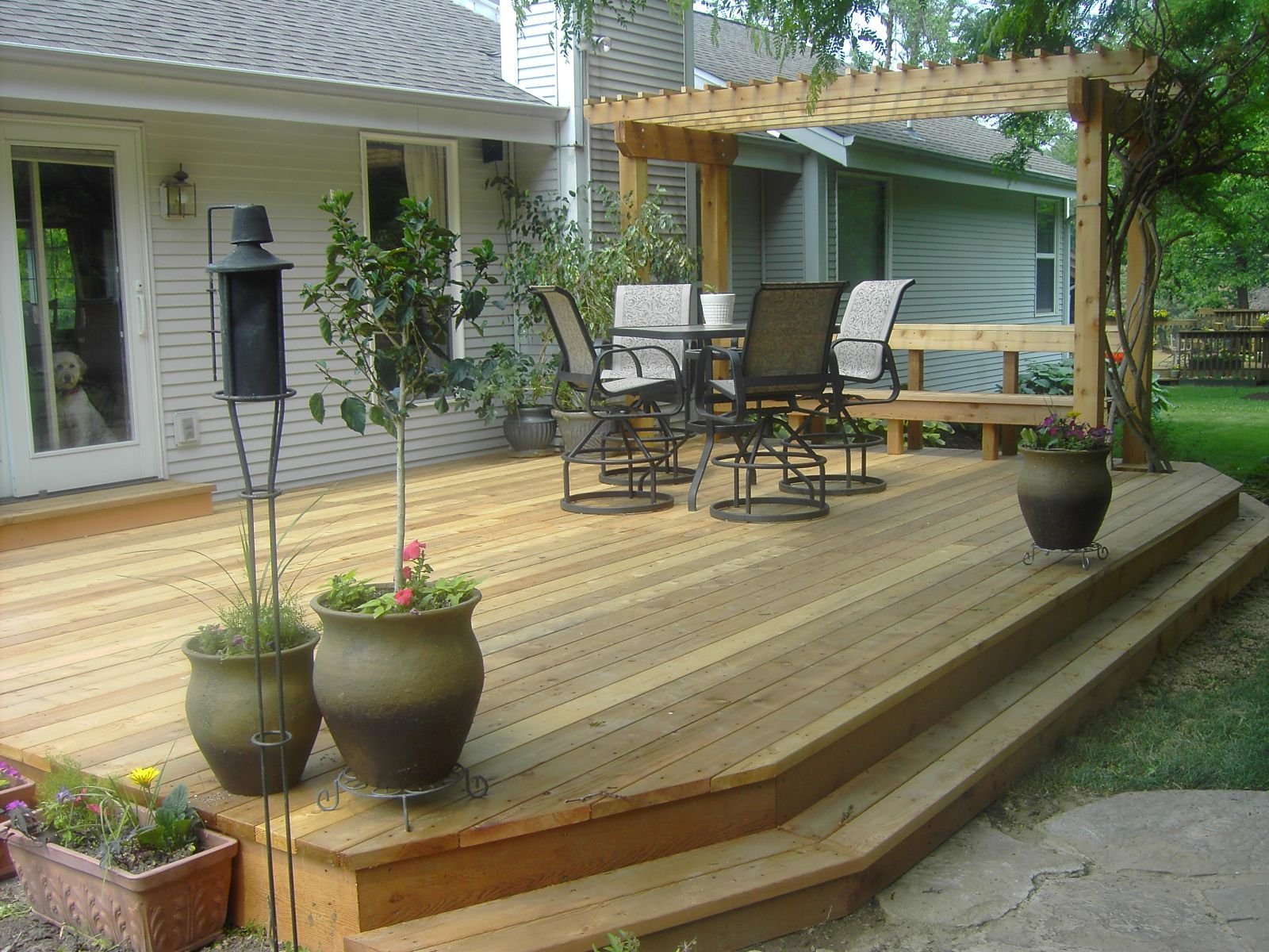 Top Decking Ideas for Small Backyards